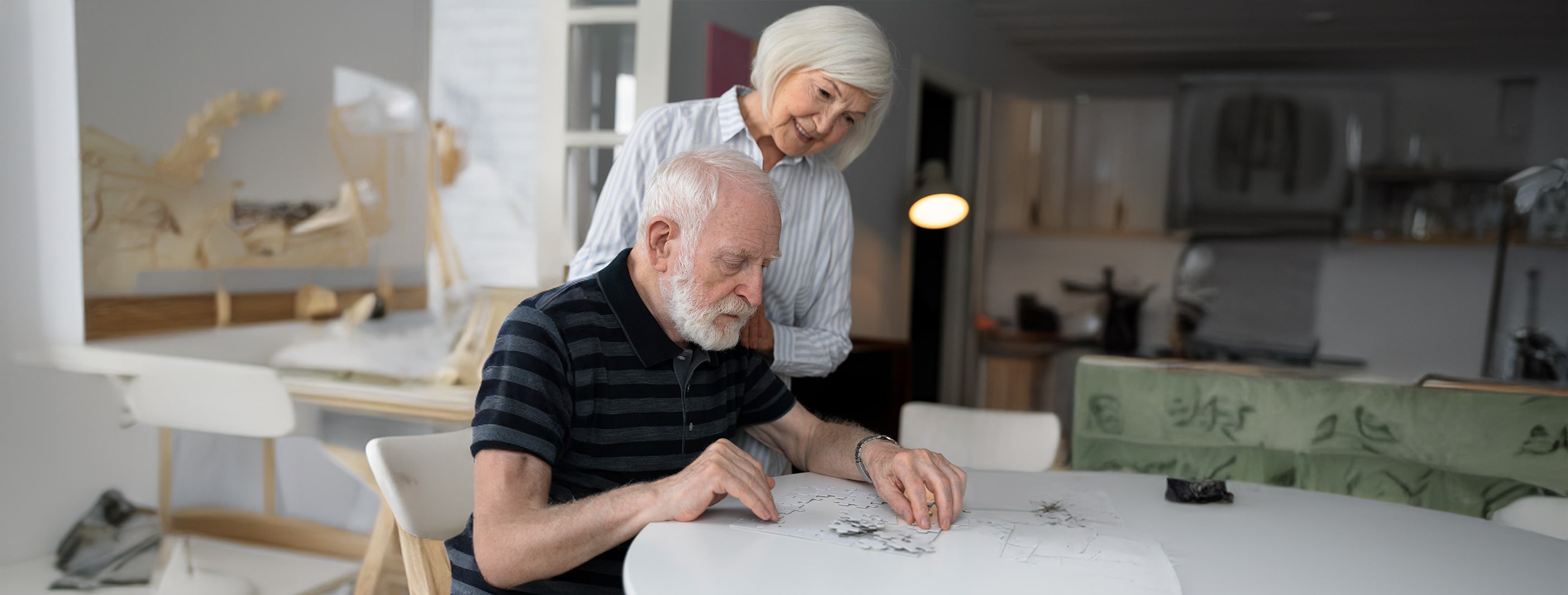 Demans ve Alzheimer: Belirtiler, Nedenler ve Farklar?